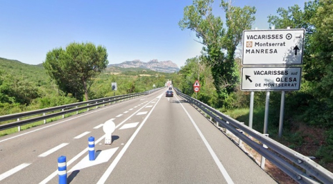 La C-58 al seu pas per Vacarisses.