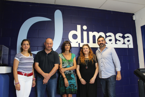 L'alcalde de Vacarisses i la regidora de Promoció Econòmica amb representants de Dimasa. Font: Dimasa.