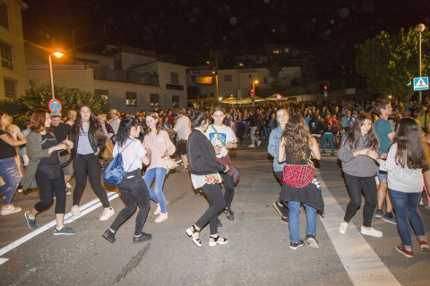 Ball de l'Ós, a la Festa Major Petita de 2017. Autor: Josep Palou