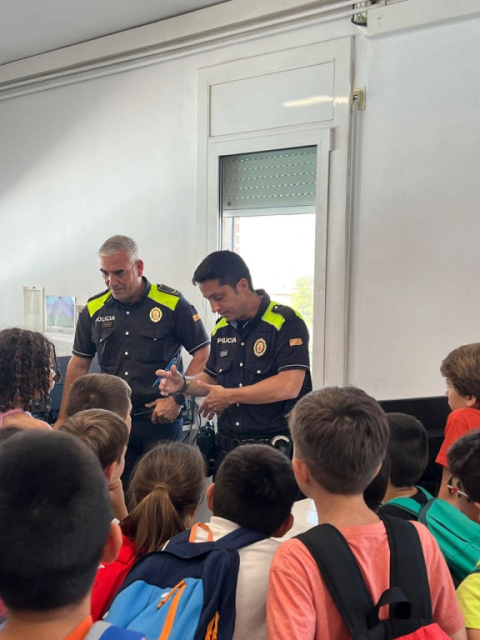 L’escola Font de l’Orpina visita l’Ajuntament