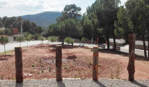 La plaça d'Amàlia Utset, després de la reforma.