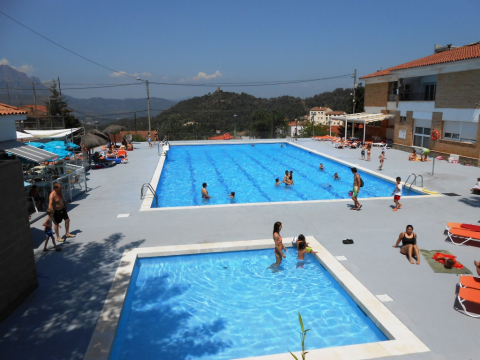 Inaugurada la nova temporada de la piscina municipal