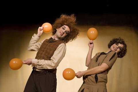 "Globe Story"