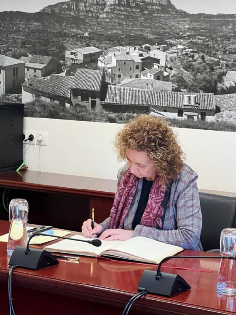 Reunió urgent amb la consellera de Territori.