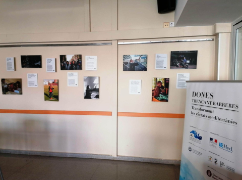 Exposició “Dones trencant barreres”